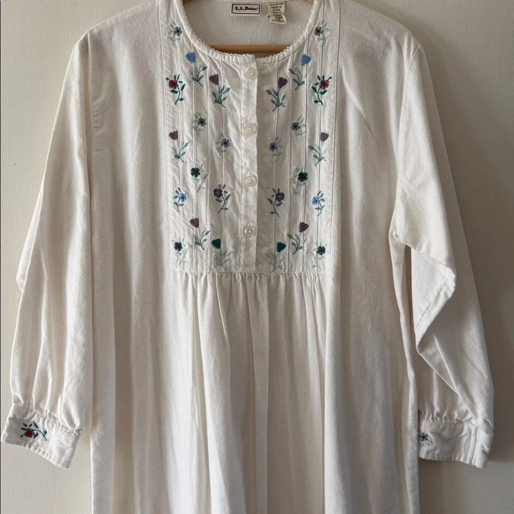 L.L. BEAN Cotton Flannel Nightgown Dress - Picture 1 of 8